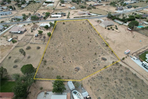 Photo of 0 VERONA Street, Hesperia, CA 92345 (MLS # IV26223452)