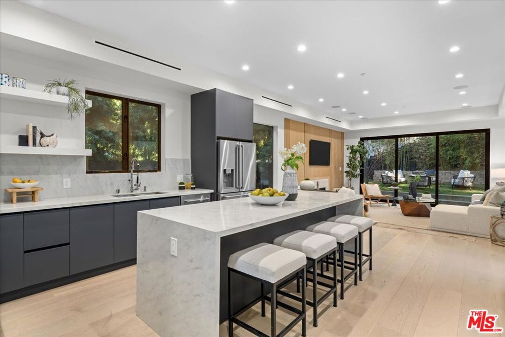 2016 Stanley Hills Drive