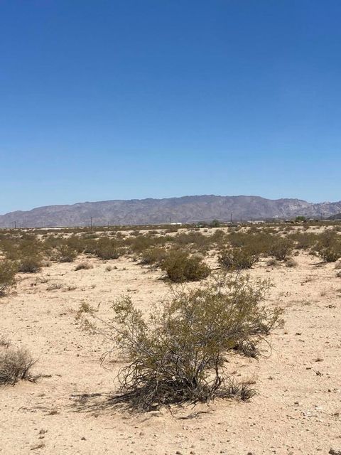 Photo of 66055 Mars Drive, Joshua Tree, CA 92252 (MLS # 219140743DA)