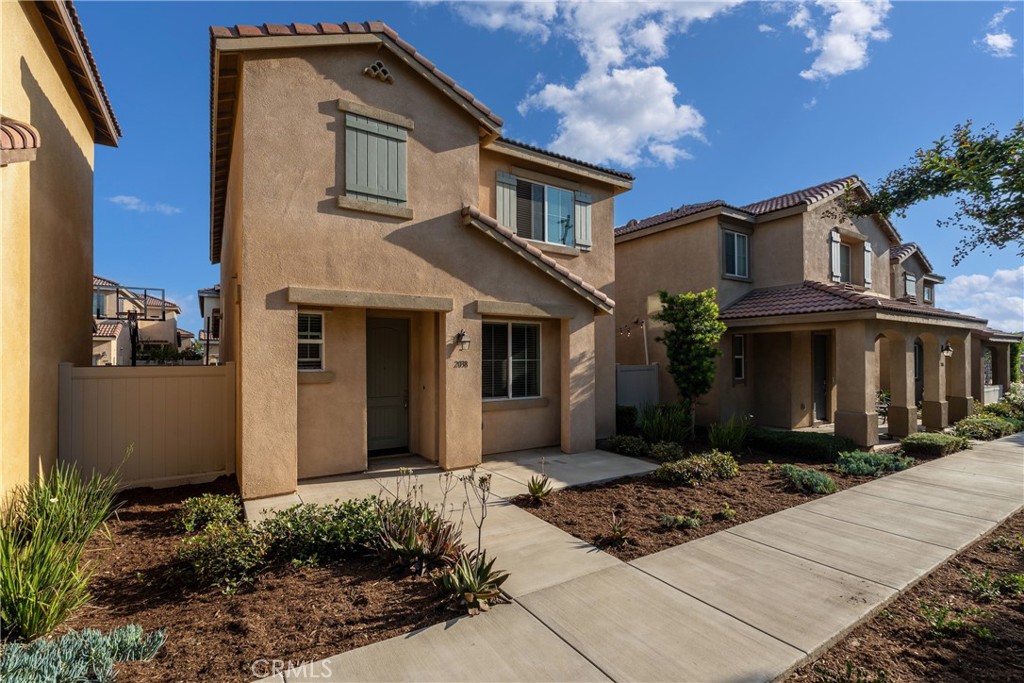 2038 Mesquite Lane