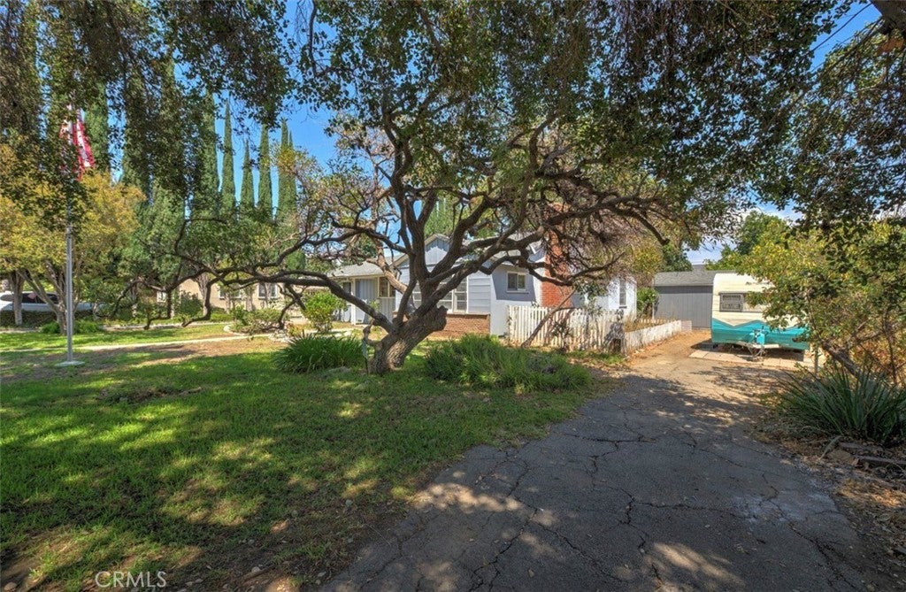 5340 Loma Avenue