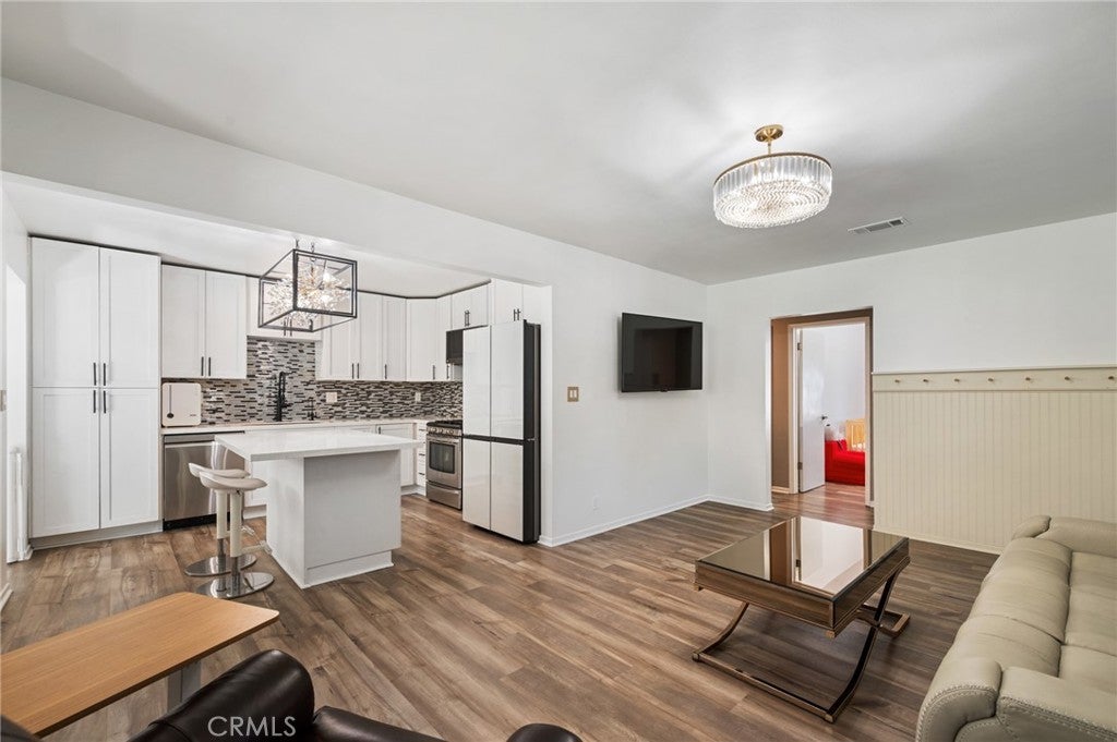 5309 Premiere Avenue