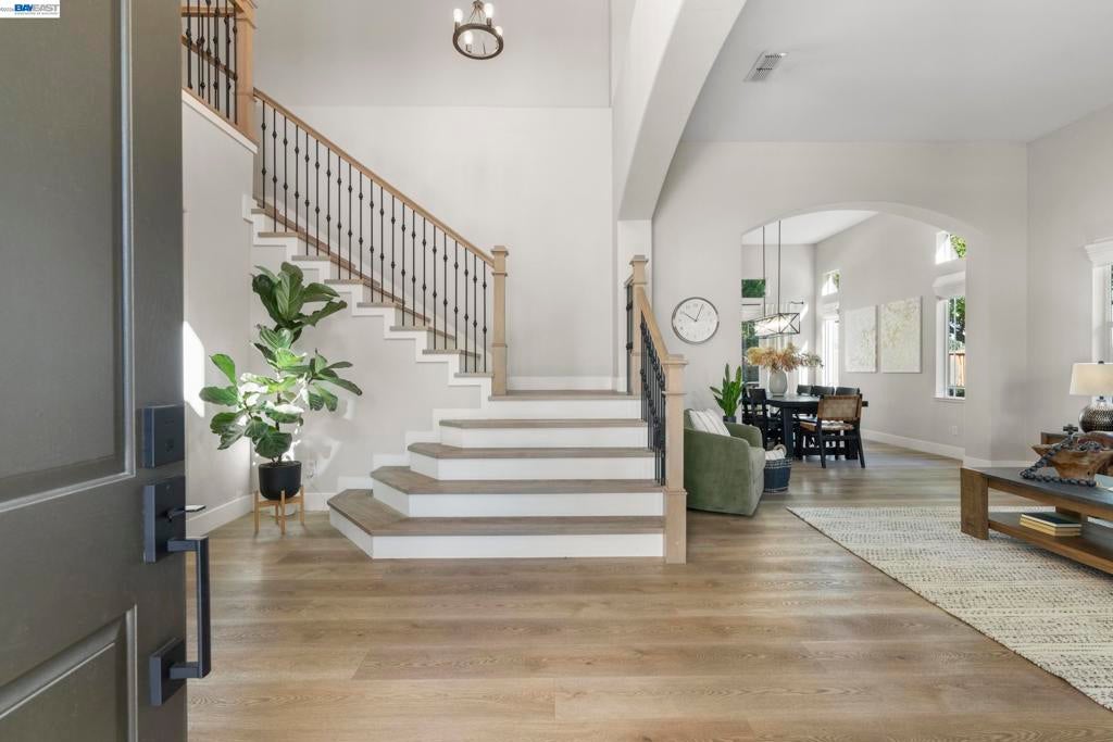 5510 Calico Ln