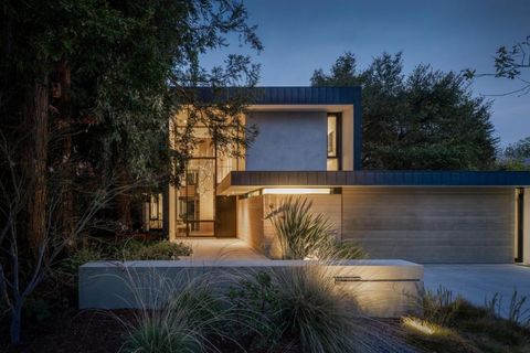 Photo of 465 Hale Street, Palo Alto, CA 94301 (MLS # ML82039053)