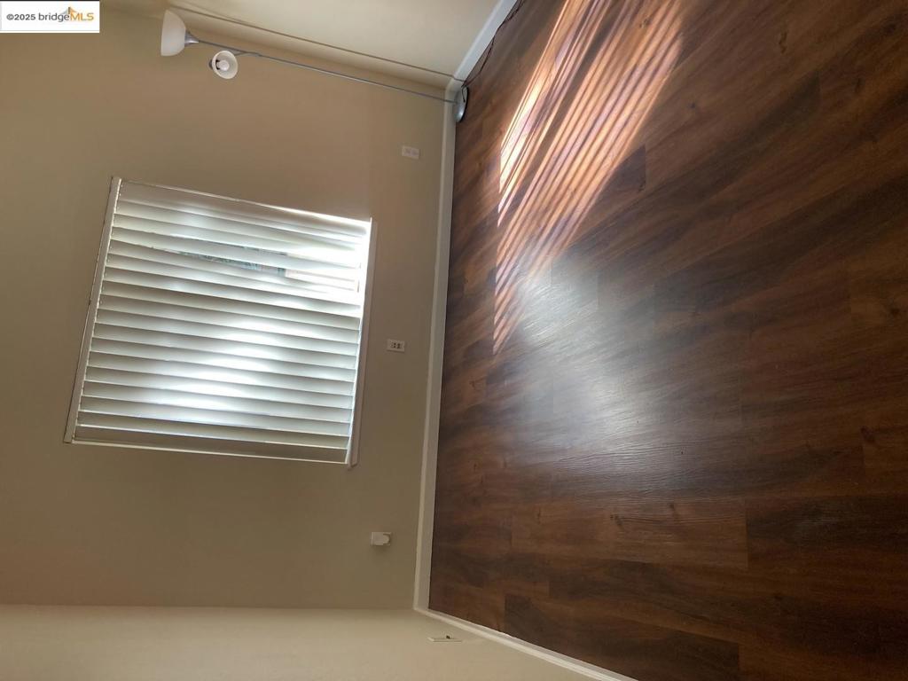 Not Listed - Residential