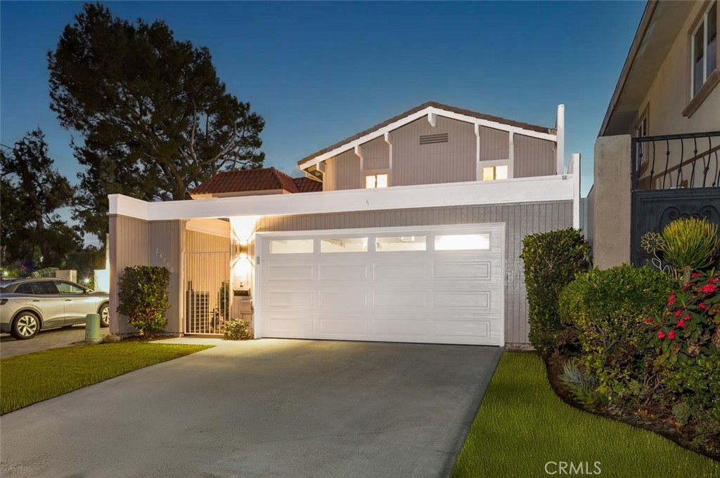 Lake Forest Keys (LK) - Residential