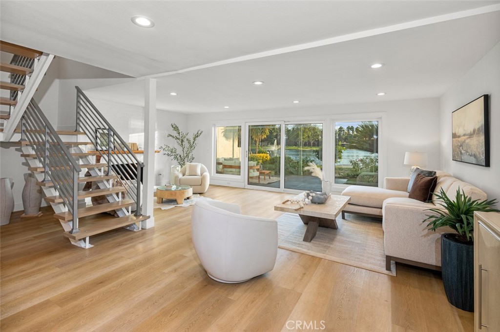 Lake Forest Keys (LK) - Residential