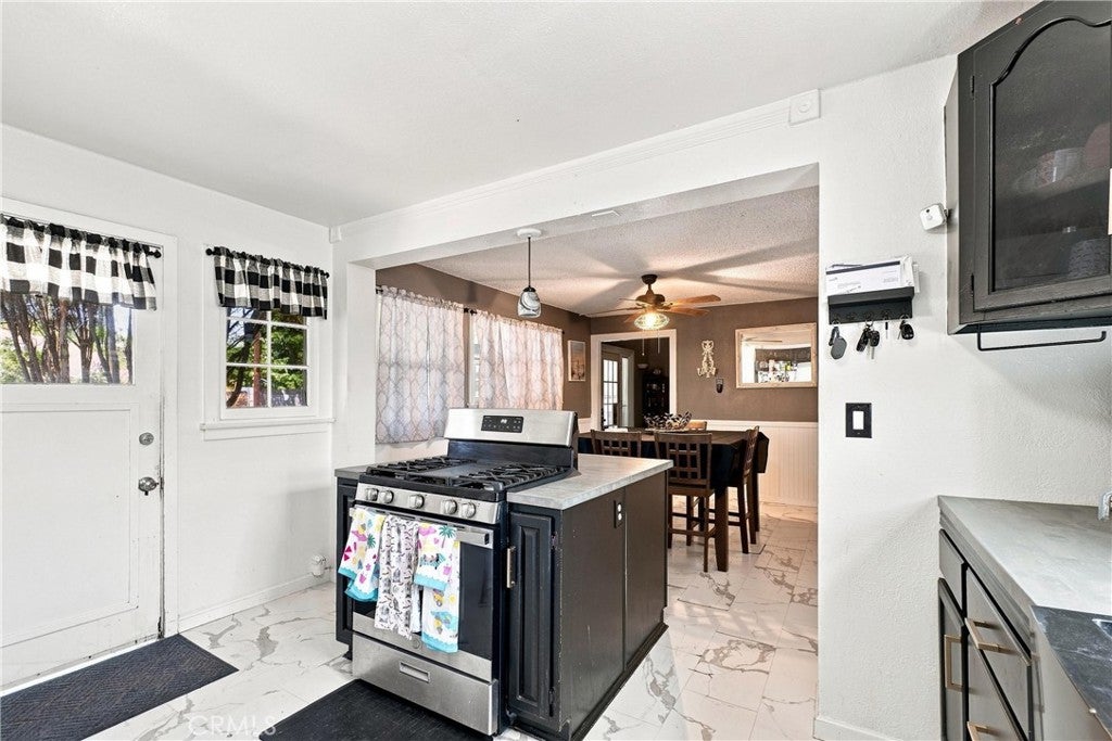 9606 Palmetto