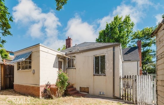 1431 Laguna Avenue