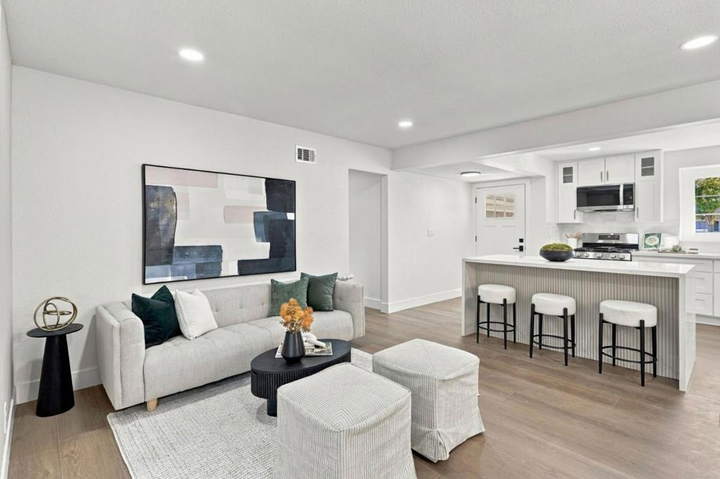 5571 Cornell Drive