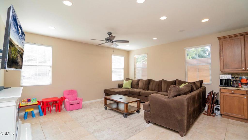 3825 American Elm Road