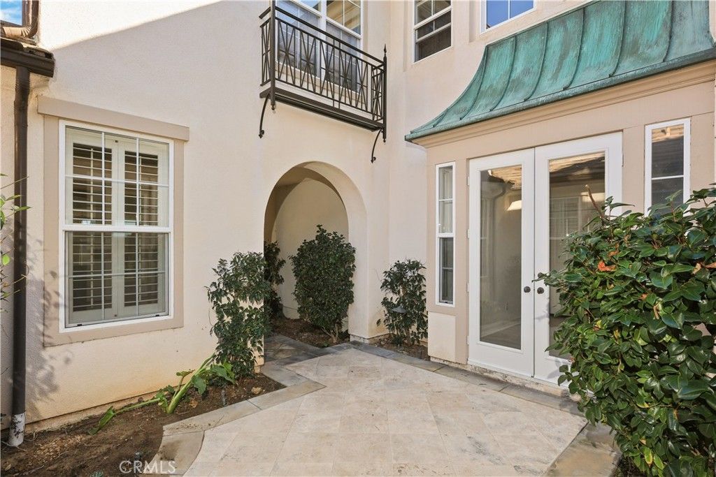 Photo of 18 Vernon, Newport Coast, CA 92657 (MLS # OC25272198)