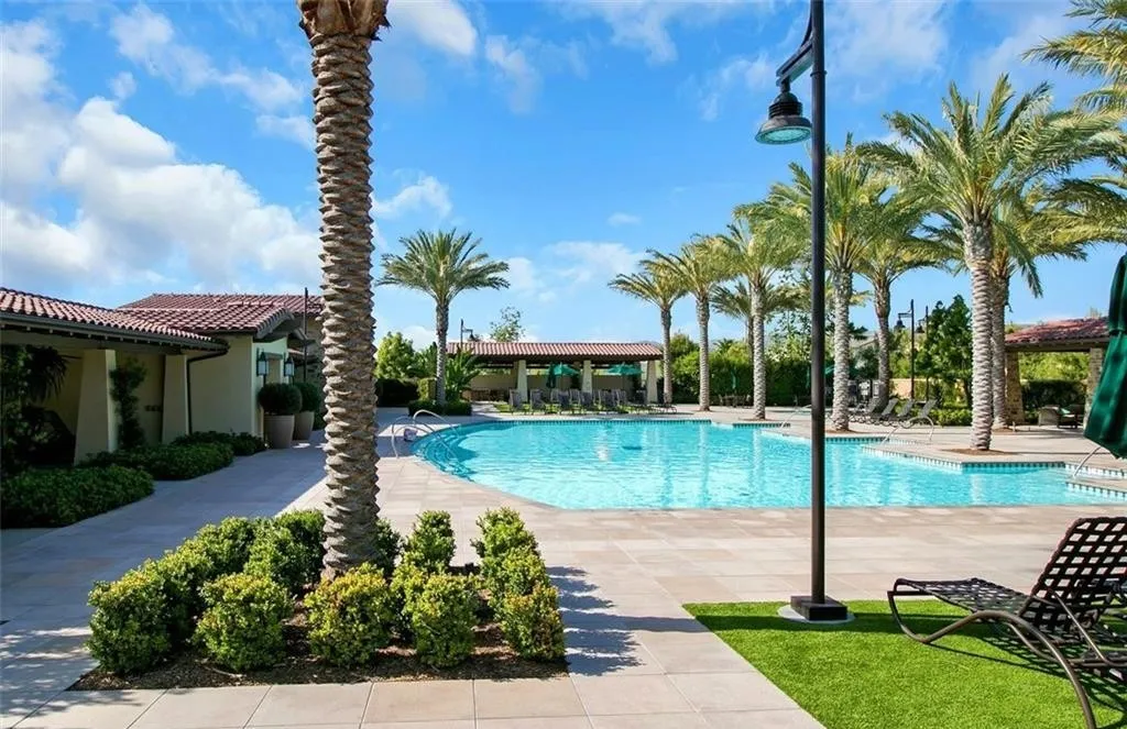 Lake Forest, California 92630, United States, 4 Bedrooms Bedrooms, ,3 BathroomsBathrooms,Residential,Active,243115