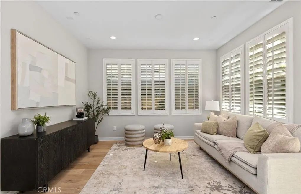 Lake Forest, California 92630, United States, 4 Bedrooms Bedrooms, ,3 BathroomsBathrooms,Residential,Active,243115