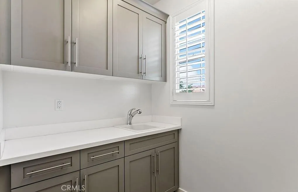 Lake Forest, California 92630, United States, 4 Bedrooms Bedrooms, ,3 BathroomsBathrooms,Residential,Active,243115