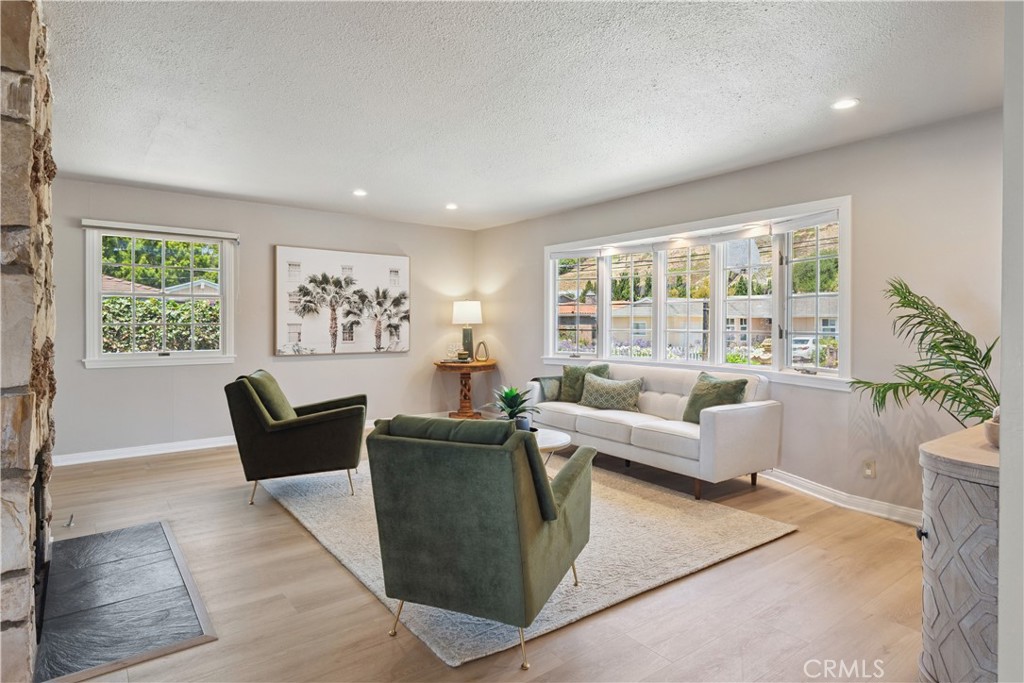 3316 Narino Drive