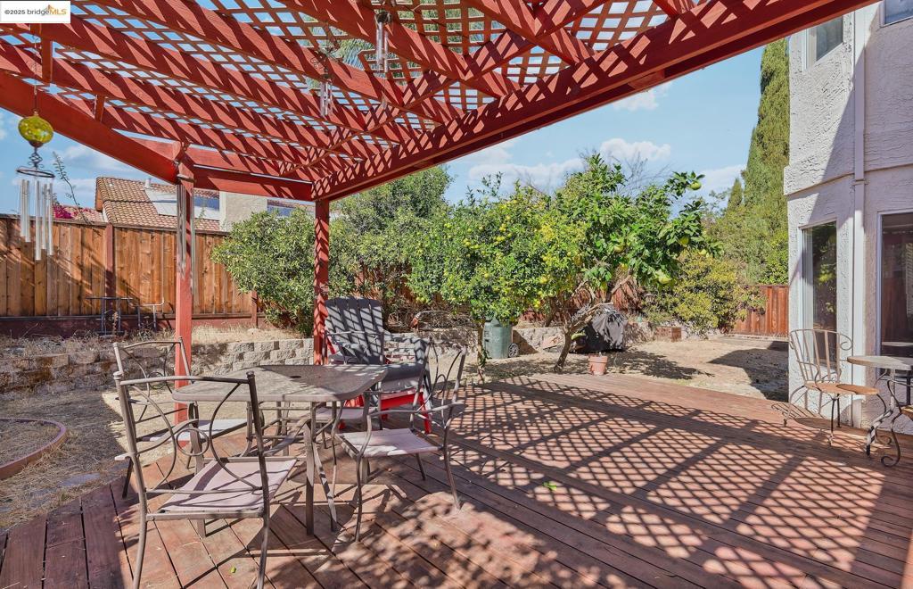 4816 Chism Way