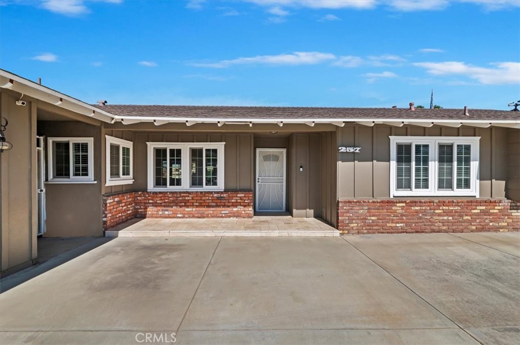 257 8th Street
