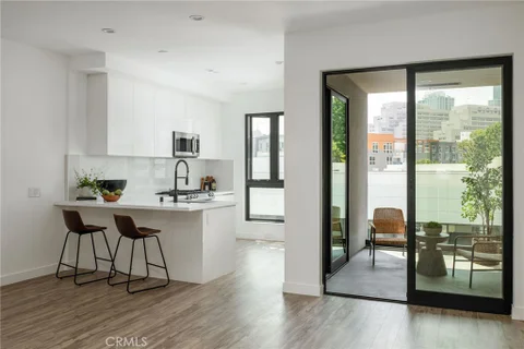 118 Astronaut Ellison S Onizuka Street Unit 710, Los Angeles, CA 90012 - MLS#: PF25254245