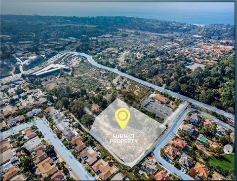 Mays Hollow Lane Encinitas CA 92024