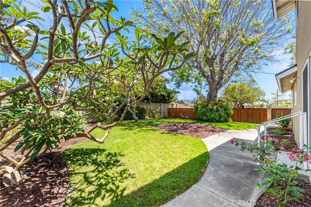 15802 Wicklow, Huntington Beach CA 92647 - Photo 36