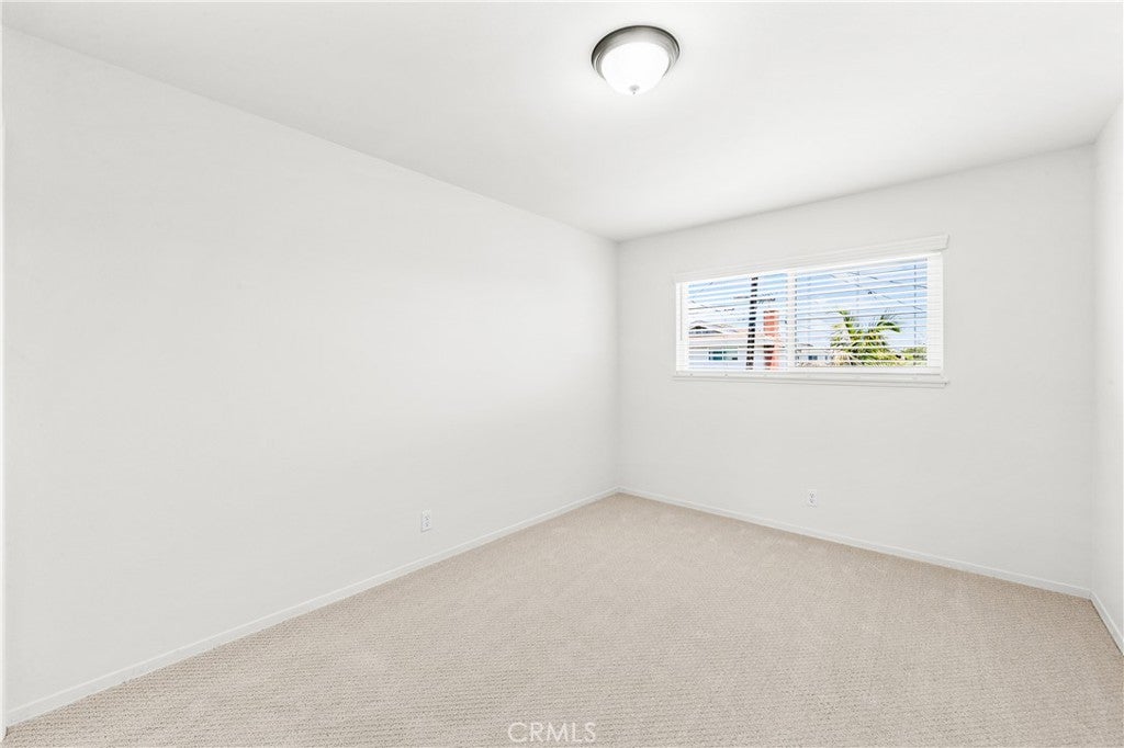 15802 Wicklow, Huntington Beach CA 92647 - Photo 33