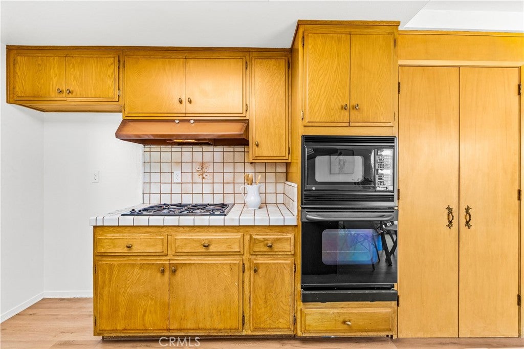 15802 Wicklow, Huntington Beach CA 92647 - Photo 18