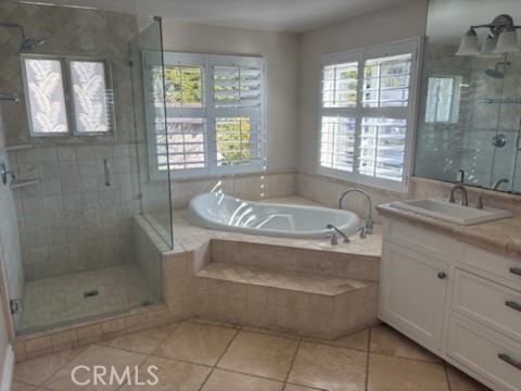 107 E Avenida San Antonio