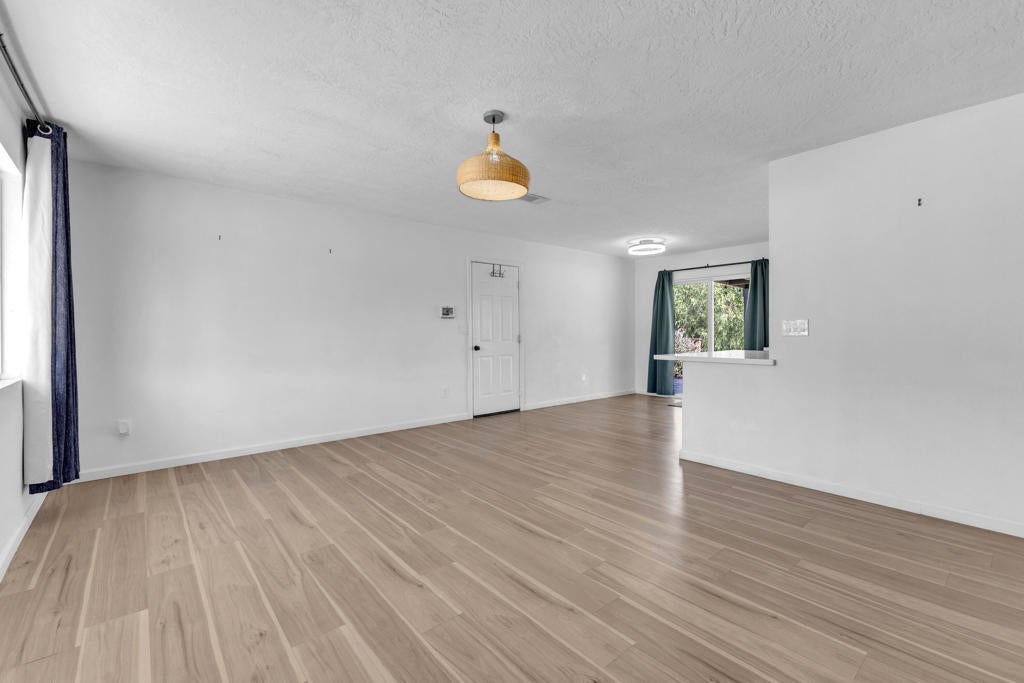 56616 Mountain View Trail