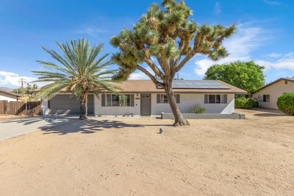 56616 Mountain View Trail