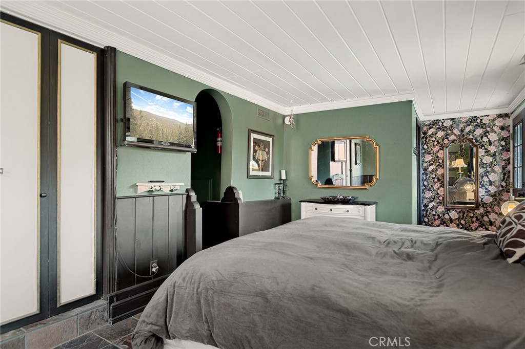 Crestline (CRES) - Residential