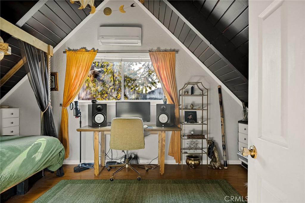 Crestline (CRES) - Residential