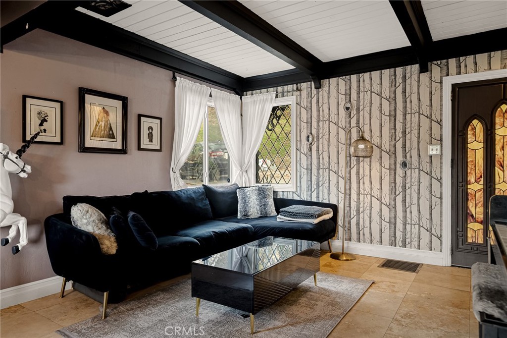 Crestline (CRES) - Residential