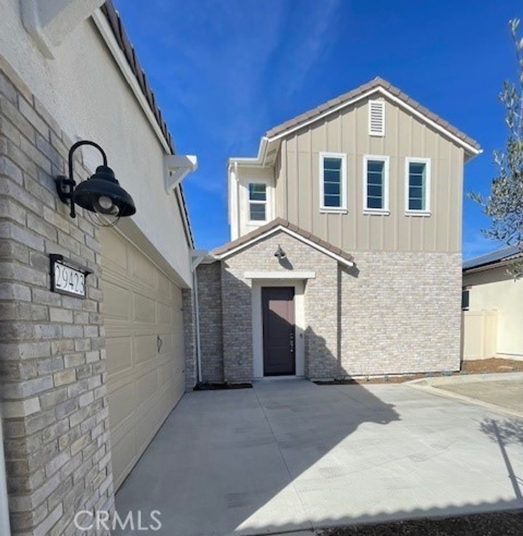 Photo of 29423 Camino Surfeo, Valencia, CA 91354 (MLS # SR26084161)