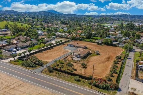 2029 GreenField Drive El Cajon CA 92019