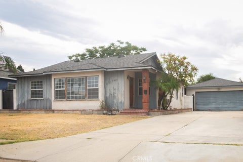 Photo of 2839 N F Street, San Bernardino, CA 92405 (MLS # IV26142206)