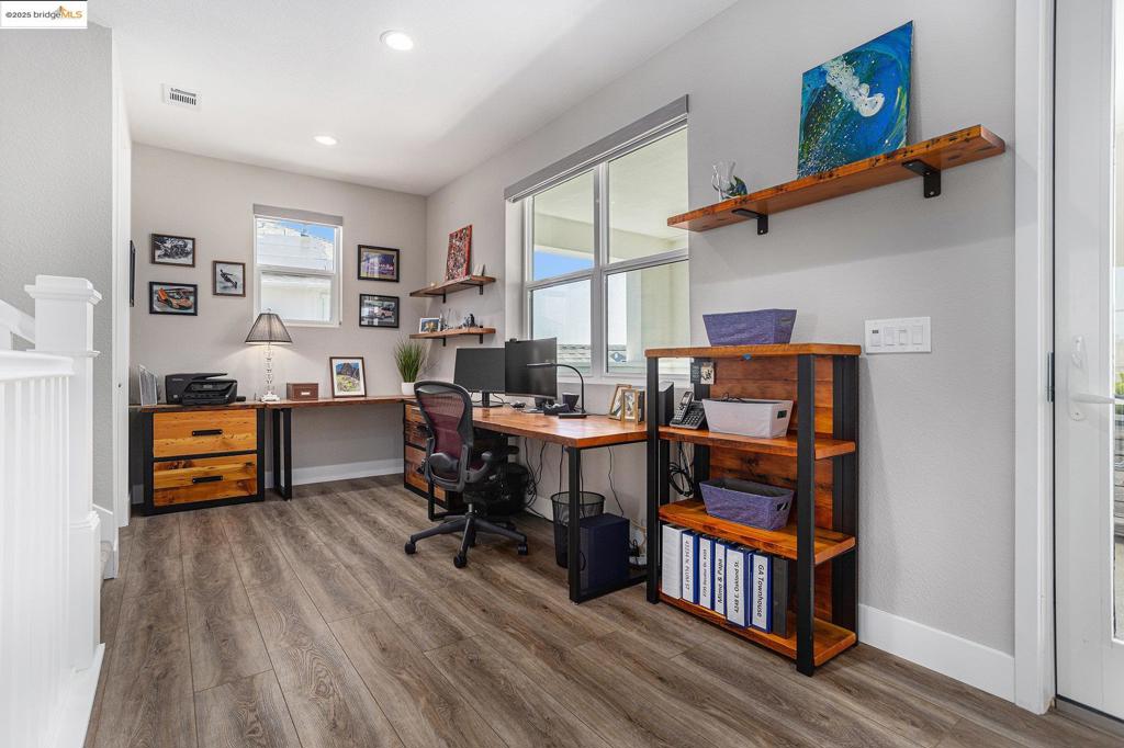 BETHEL ISLAND - Residential