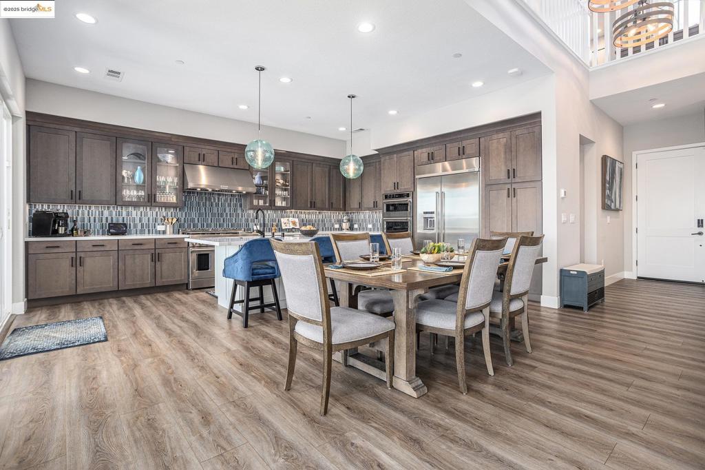 BETHEL ISLAND - Residential