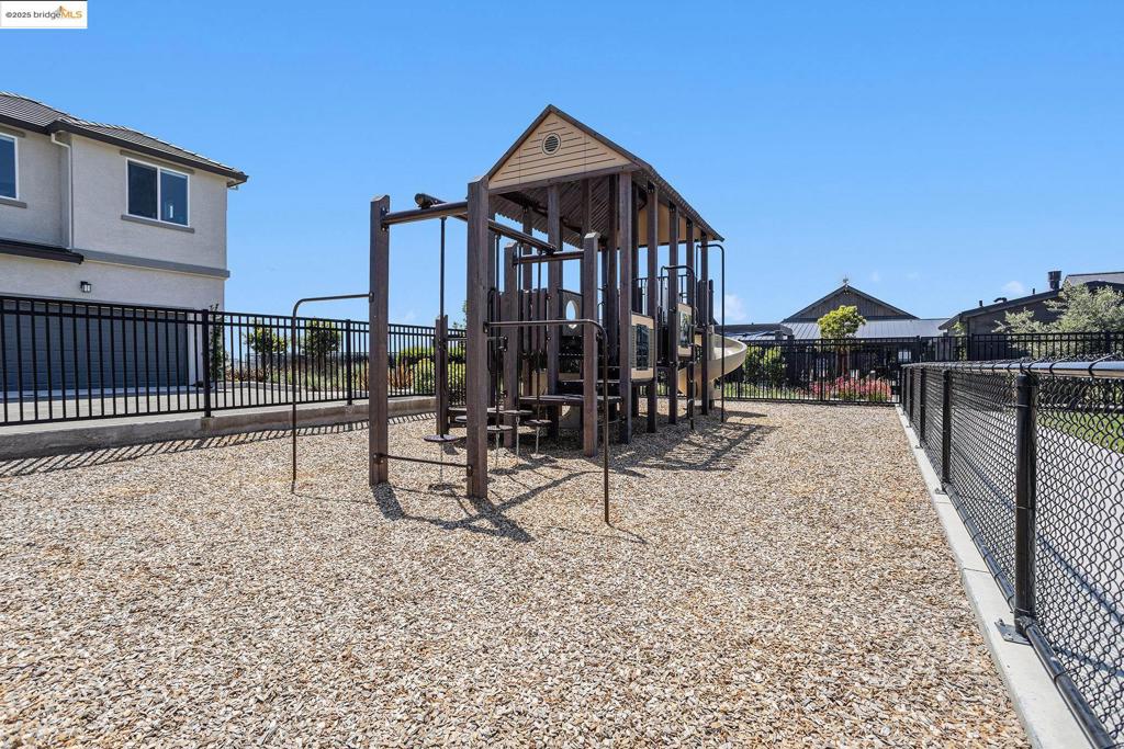 BETHEL ISLAND - Residential