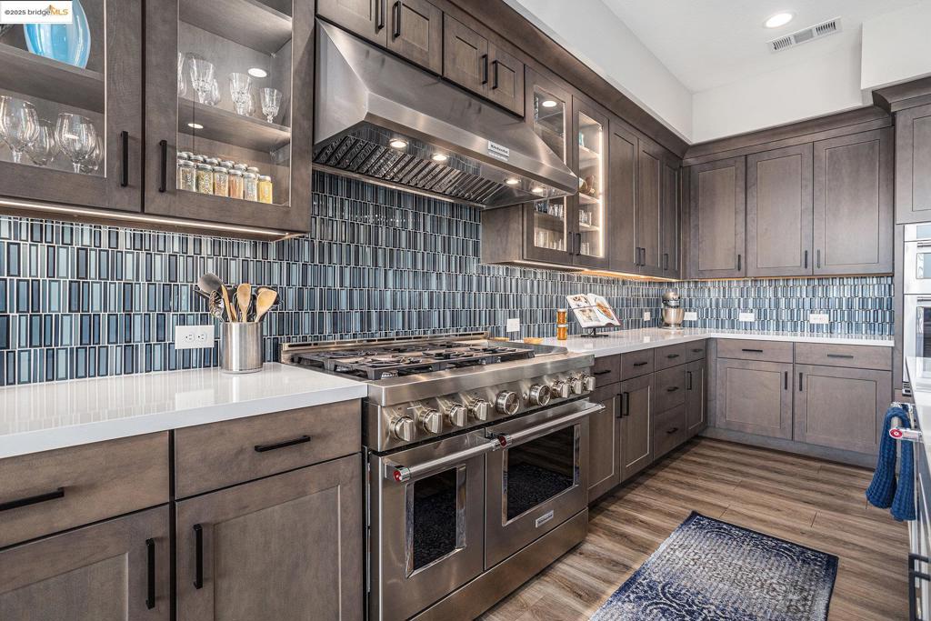 BETHEL ISLAND - Residential