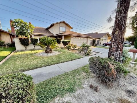1822 W Moore Santa Ana CA 92704
