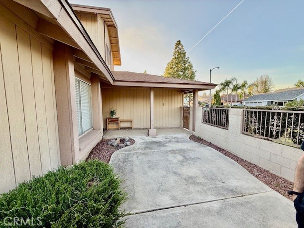 Photo of 1822 W Moore Ave, Santa Ana, CA 92704 (MLS # PW26076327)