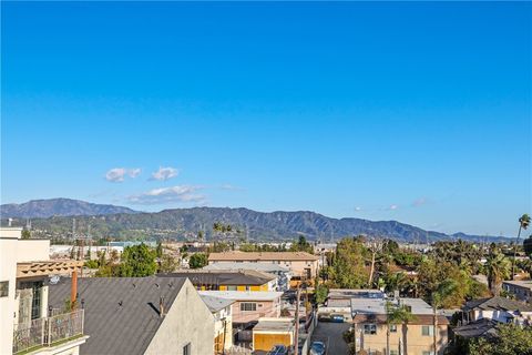 Tiny photo for 6938 Laurel Canyon Blvd #304, North Hollywood, CA 91605 (MLS # SR26049955)