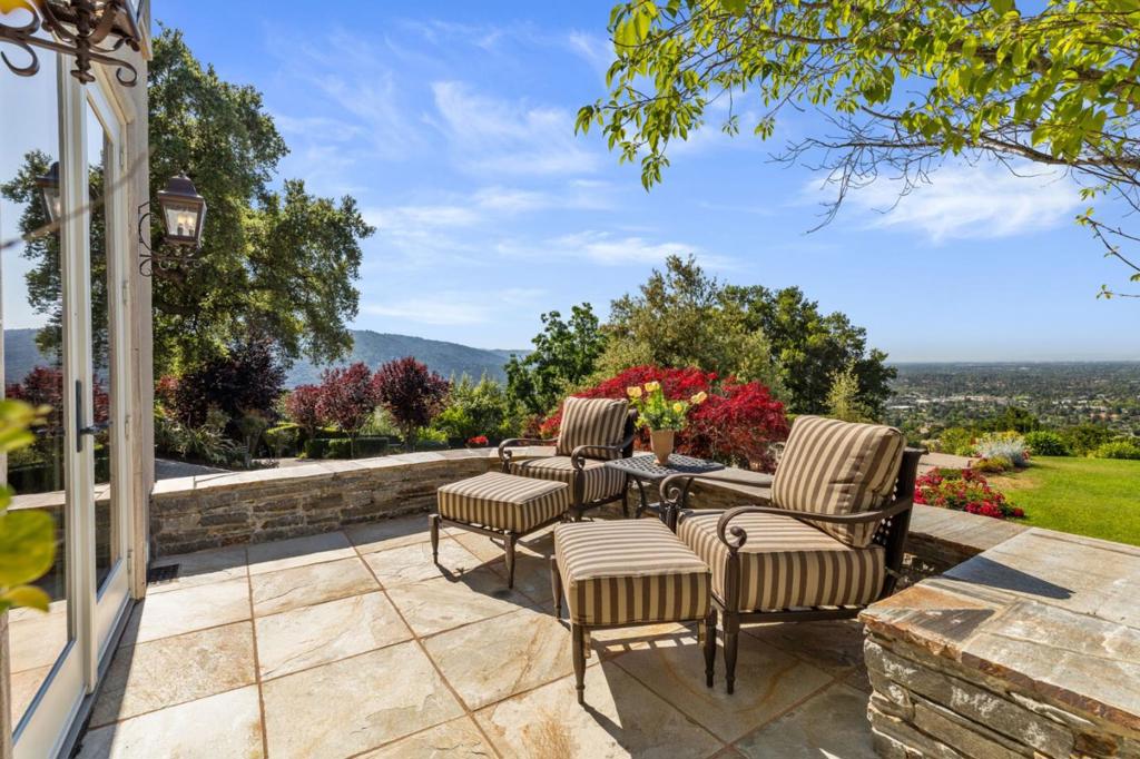 16541 Cypress Way