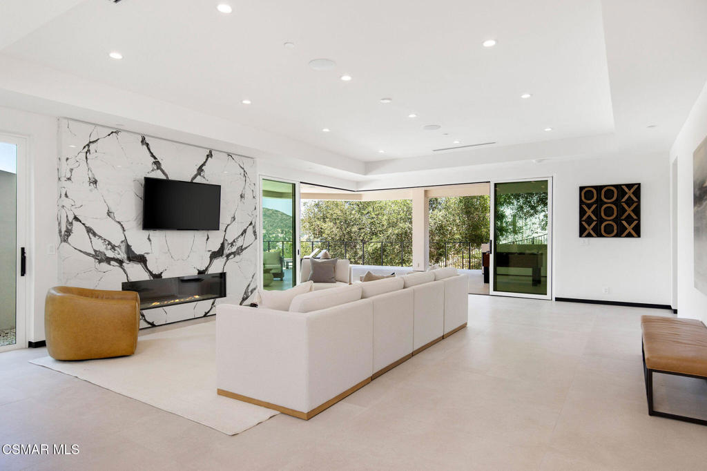 Lake Sherwood-762 - 762 - Residential