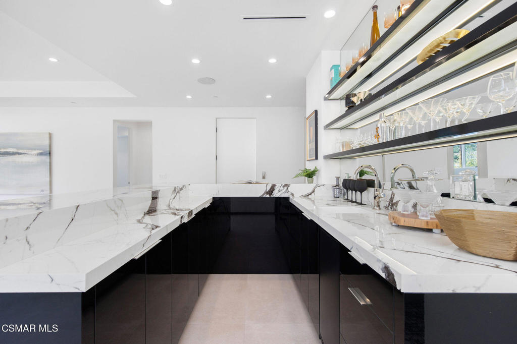 Lake Sherwood-762 - 762 - Residential