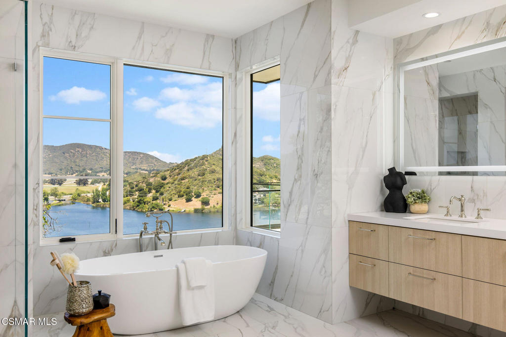 Lake Sherwood-762 - 762 - Residential