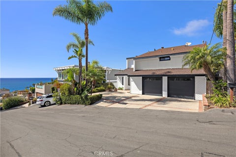 Photo of 31781 5th AVE, Laguna Beach, CA 92651 (MLS # LG26218169)