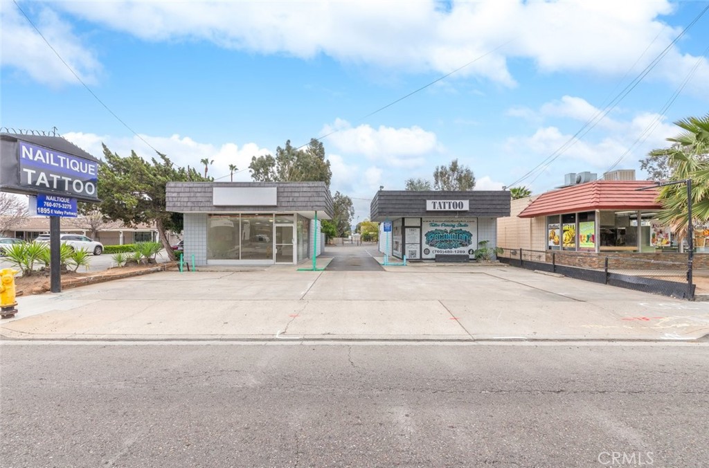 1891 1895 E Valley Parkway