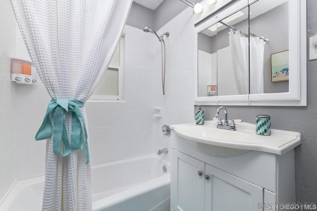 Point Loma - Residential Lease